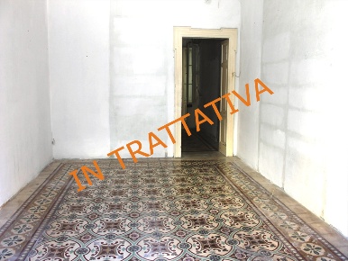 Foto Casa indipendente in Via Roma 227, Monopoli Centro di 77 m² in vendita