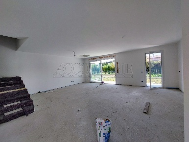 Foto Casa indipendente a Noventa Padovana con 5 locali in vendita