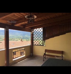 Foto Casa indipendente a San Martino sulla Marrucina di 210 m² con 4 locali