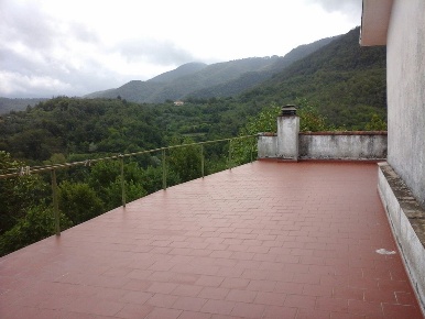 Foto Case semi ndipendenti a Fosdinovo di 60 m² con 2 locali in vendita