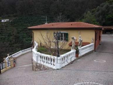Foto Casa indipendente in Corso Nizza 9, Ventimiglia Latte, Ville di 270 m²