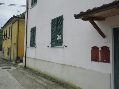 Foto Case semi ndipendenti a Fosdinovo di 54 m² con 5 locali in vendita