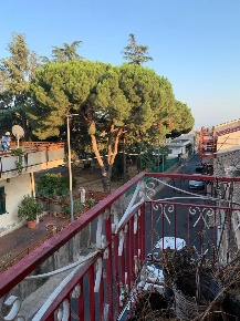 Foto Casa indipendente a Tremestieri Etneo Centro di 80 m² con 3 locali