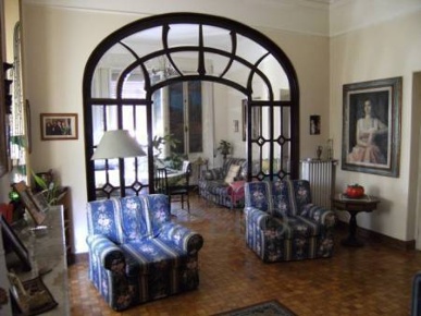 Foto Casa indipendente in via dante 101, Ventimiglia Centro Città di 450 m²