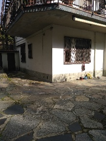 Foto Case semi ndipendenti in Via dei Pini 5, Castelnuovo Magra di 65 m²
