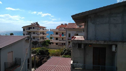 Foto Casa indipendente in Corso Umberto, Bova Marina di 150 m² con 6 locali