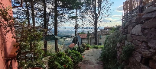 Foto Casa indipendente a Massarosa Pieve a Elici, Montigiano, Gualdo