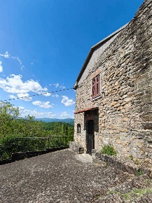 Foto Case semi ndipendenti a Licciana Nardi di 160 m² con 6 locali
