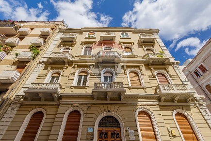 Foto Appartamento in Via Cognetti, Bari Umbertina - Madonnella di 144 m²