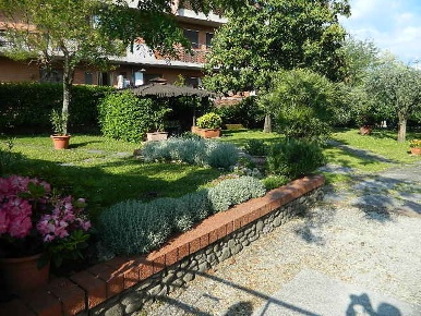 Foto Case semi ndipendenti a Luni Casano Dogana Isola di 250 m² in vendita