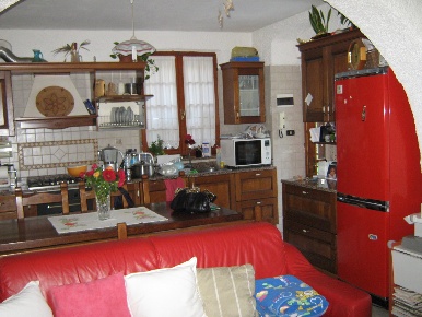 Foto Case semi ndipendenti a Luni Colombiera Molicciara di 76 m² in vendita