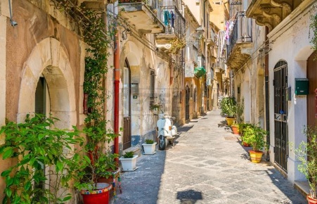 Foto Casa indipendente in Via VITTORIO VENETO, Siracusa Ortigia di 300 m²