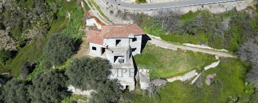 Foto Casa indipendente in Via delle Ginestre, Ventimiglia Grimaldi, Mortola