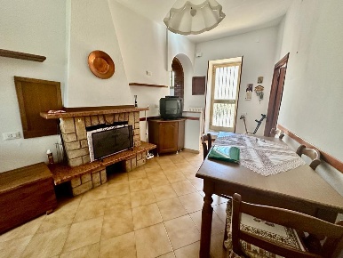 Foto Case semi ndipendenti a Follo di 100 m² con 6 locali in vendita