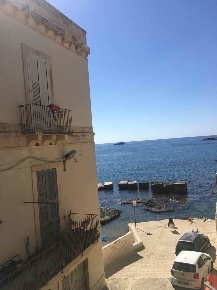 Foto Casa indipendente a Siracusa di 280 m² con 8 locali in vendita
