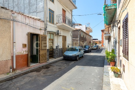 Foto Villa singola in Via Duca di Massa 17, Aci Castello Centro di 82 m²