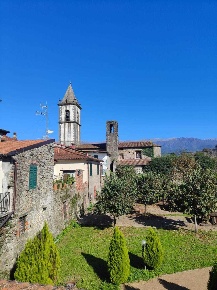 Foto Case semi ndipendenti a Villafranca in Lunigiana di 130 m² in vendita