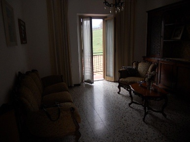 Foto Case semi ndipendenti a Comano di 120 m² con 5 locali in vendita