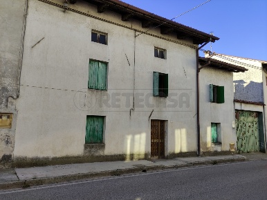 Foto Case semi ndipendenti in VIA MARIA ANTONINI 10, Pozzuolo del Friuli
