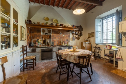 Foto Casa indipendente in Viale San Francesco 6, Borgo a Mozzano Centro