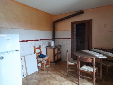 Foto Case semi ndipendenti a Longare di 303 m² in vendita