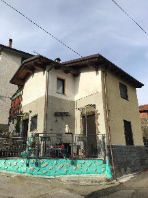 Foto Casa indipendente in Frazione Groppo 30, Albareto di 60 m² in vendita