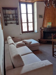 Foto Case semi ndipendenti a Licciana Nardi di 120 m² con 6 locali