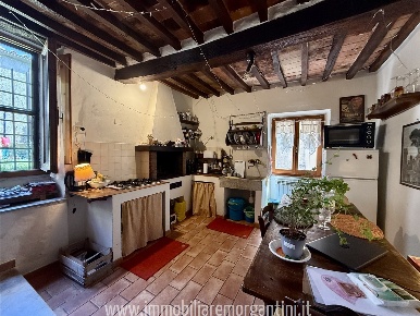 Foto Casa indipendente a Sarteano di 135 m² con 4 locali in vendita