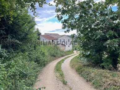 Foto Casa indipendente in VIA SAN MICHELE, Cupra Marittima di 250 m²