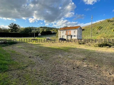 Foto Casa indipendente in CONTRADA MENOCCHIA 202, Montefiore dell'Aso