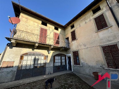 Foto Case semi ndipendenti in Via Santa Caterina Da Siena, Centro di 200 m²