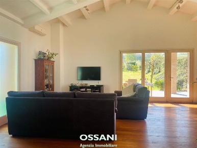 Foto Casa indipendente in VIA SARNA, Faenza di 283 m² con 6 locali