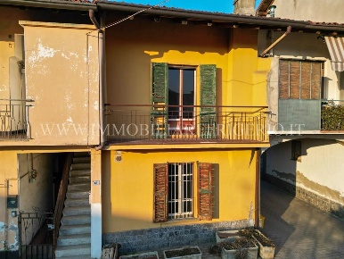Foto Case semi ndipendenti in Via San Simpliciano, Brivio Centro di 107 m²