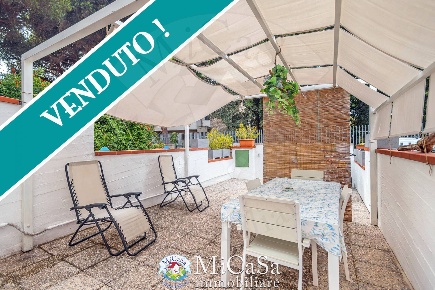 Foto Appartamento in Via Degli Alberi, Pisa Tirrenia di 67 m² con 3 locali