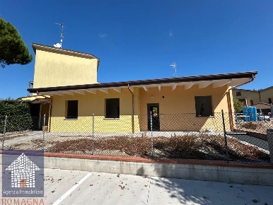 Foto Casa indipendente a Russi di 120 m² con 4 locali in vendita