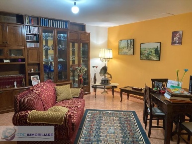 Foto Casa indipendente in Via Carlo Goldoni, Vicari Centro di 800 m²