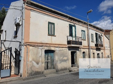 Foto Casa indipendente in Via croce valanidi, Reggio di Calabria di 270 m²