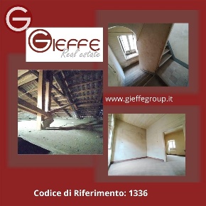 Foto Casa indipendente a Cittanova di 116 m² con 10 locali in vendita