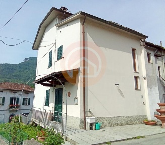 Foto Casa indipendente in Località Mencagli 13, Barga Ponte All'ania
