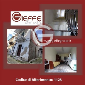 Foto Casa indipendente a Taurianova Centro di 60 m² con 3 locali in vendita