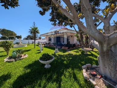 Foto Villa singola in via ondine, Ragusa Marina di Ragusa Centro di 195 m²