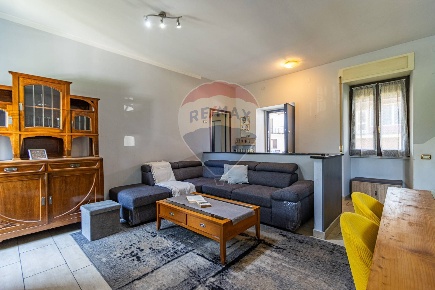 Foto Case semi ndipendenti in via cardinal federico borromeo, di 131 m²