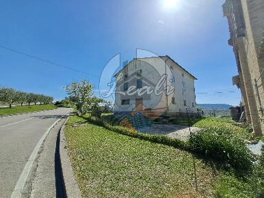 Foto Casa indipendente in CONTRADA SAN GIOVANNI, Santa Vittoria in Matenano