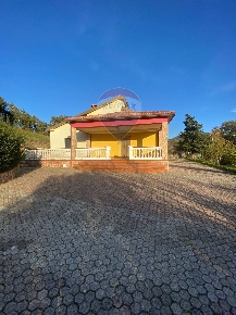 Foto Casa indipendente in contrada carbonaro, Fagnano Castello di 164 m²