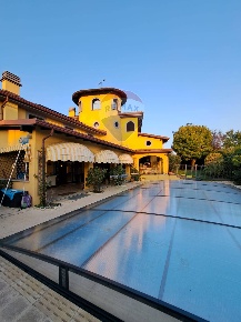 Foto Villa singola a Voghera Zona Pittori, San Vittore, Pombio di 582 m²