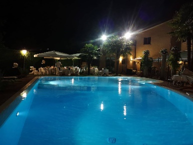 Foto Villa singola in Strada Cordova, Castiglione Torinese Centro di 900 m²