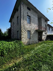 Foto Case semi ndipendenti in C.da Meleto, Belmonte Piceno in vendita
