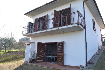 Foto Casa indipendente a Configni Centro di 100 m² con 5 locali in vendita