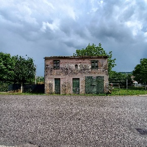 Foto Casa indipendente in via Volpi 21, Falerone in vendita