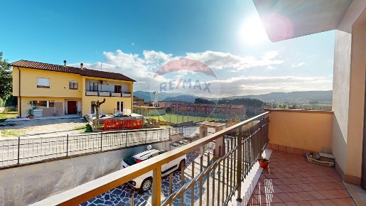 Foto Appartamento a Magione Centro di 75 m² con 3 locali in vendita
